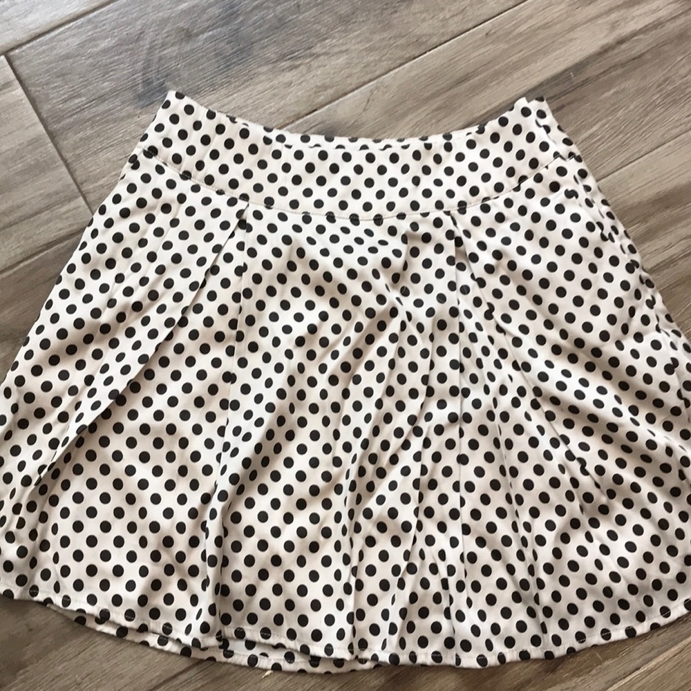 Small polka dot skirt high wasted